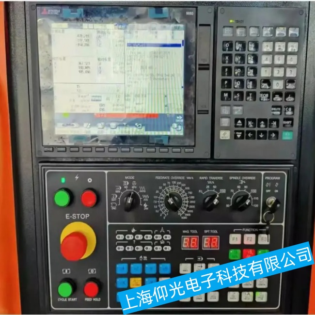 浙江三菱數控系統M700V上電后顯示花屏故障維修服務中心維修方便客戶