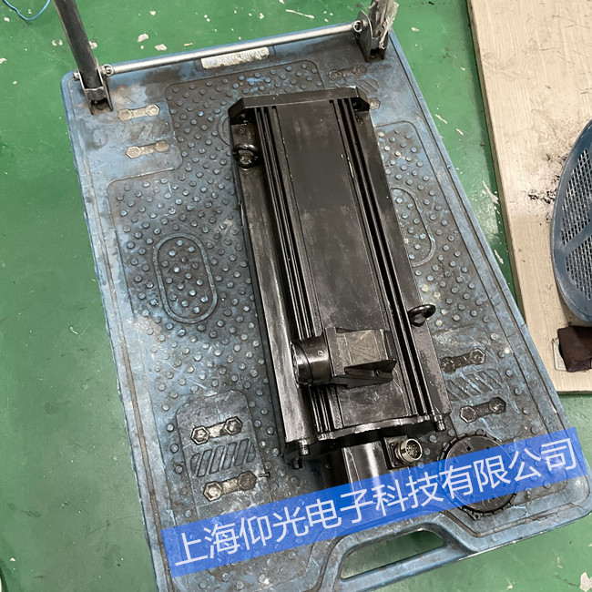 傳送機(jī)力士樂伺服電機(jī)顯示報警C3800故障維修方法